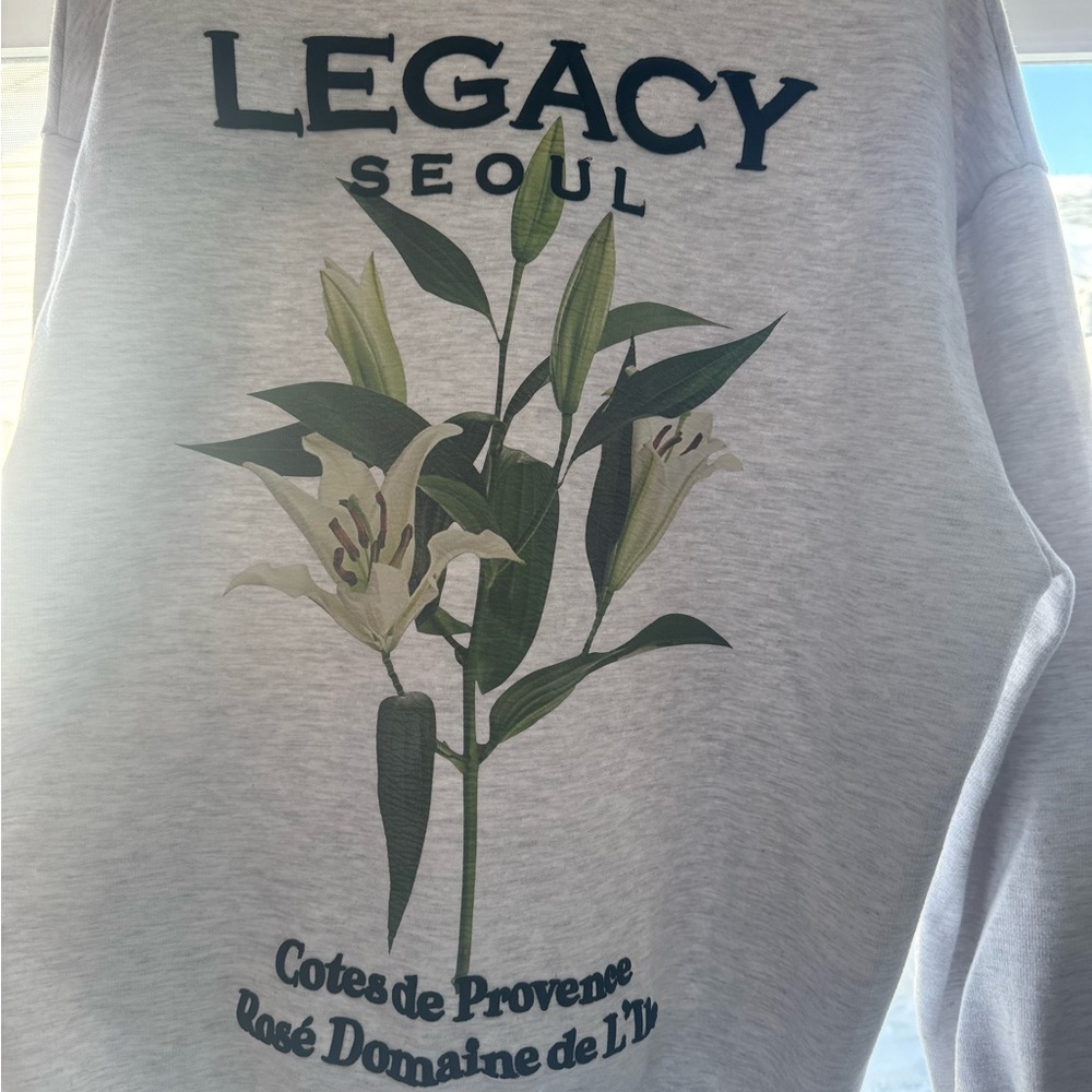 Legacy Floral Logo Pullover in Light Gray with Green Accents